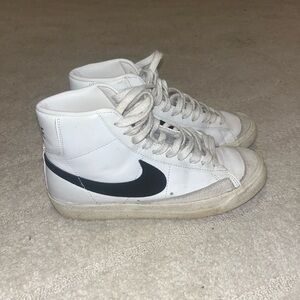 Nike White/Black Hightop Blazer Womens 7